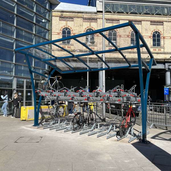 Manchester Piccadilly - Facilities, Shops and Parking Information